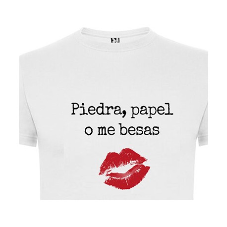 Camiseta mujer piedra papel beso