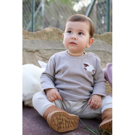 Camiseta marrón detalle oveja